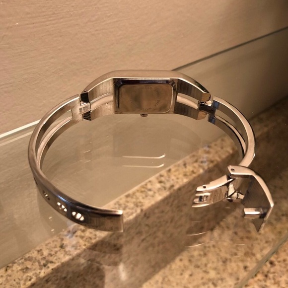 😁Silver Kimio Quartz Bracelet Watch - Picture 3 of 6